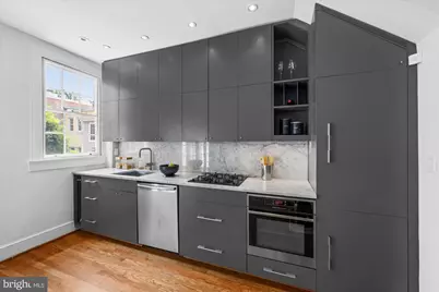 2516 East Place NW, Washington, DC 20007 - Photo 8