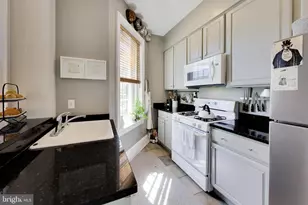1423 R St NW, Washington, DC 20009 - Photo 16