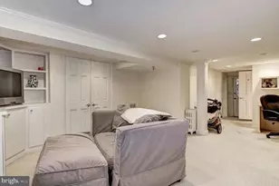 2116 37th St NW, Washington, DC 20007 - Photo 14
