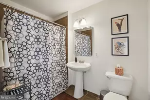 2120 Vermont Ave NW, Washington, DC 20001 - Photo 18