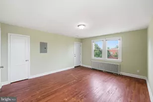 3919 R St SE, Washington, DC 20020 - Photo 2