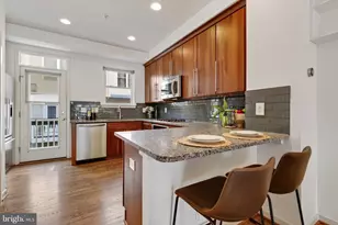 349 L St SE, Washington, DC 20003 - Photo 14
