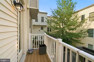 349 L St SE, Washington, DC 20003 - Photo 10