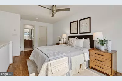 349 L Street SE, Washington, DC 20003 - Photo 36