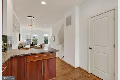 349 L Street SE, Washington, DC 20003 - Photo 16
