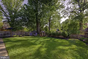 5710 Broad Branch Rd NW, Washington, DC 20015 - Photo 24