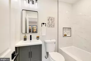 21 16th St SE, Washington, DC 20003 - Photo 14