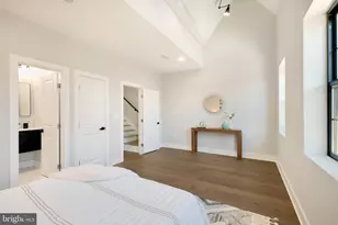 21 16th St SE, Washington, DC 20003 - Photo 16