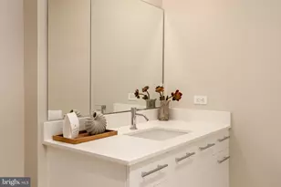 777 C St SE, Washington, DC 20003 - Photo 34