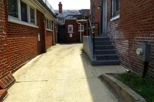 653 11th St NE, Washington, DC 20002 - Photo 16