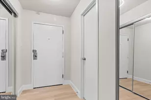 1325 18th St NW, Washington, DC 20036 - Photo 8