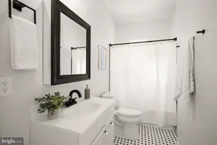 86 P St NW, Washington, DC 20001 - Photo 18
