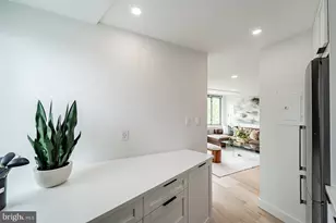 4200 NW Cathedral Ave NW, Washington, DC 20016 - Photo 28