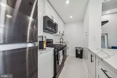 1851 Columbia Road NW #400, Washington, DC 20009 - Photo 8