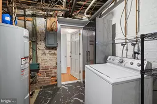 406 10th St SE, Washington, DC 20003 - Photo 22