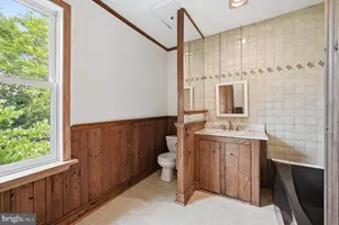 406 10th St SE, Washington, DC 20003 - Photo 12