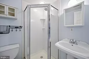 406 10th St SE, Washington, DC 20003 - Photo 20