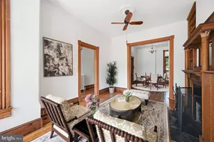 406 10th St SE, Washington, DC 20003 - Photo 2