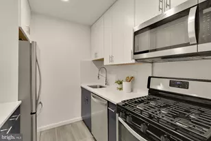 2400 41st St NW, Washington, DC 20007 - Photo 10