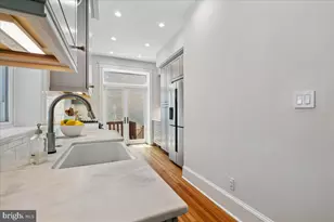 1105 G St SE, Washington, DC 20003 - Photo 22