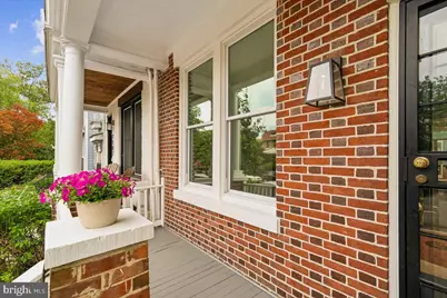 1105 G Street SE, Washington, DC 20003 - Photo 6