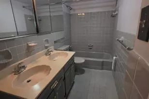 4201 Cathedral Ave NW, Washington, DC 20016 - Photo 80