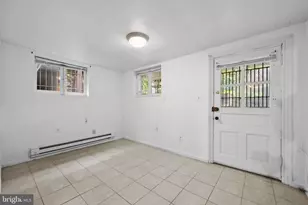 727 Massachusetts Ave NE, Washington, DC 20002 - Photo 52