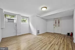 727 Massachusetts Ave NE, Washington, DC 20002 - Photo 44