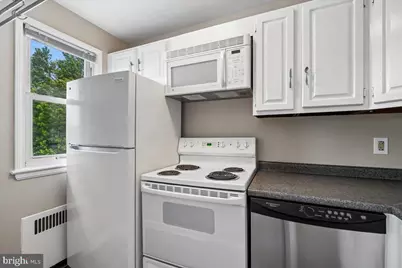4029 Benton Street NW #302, Washington, DC 20007 - Photo 6