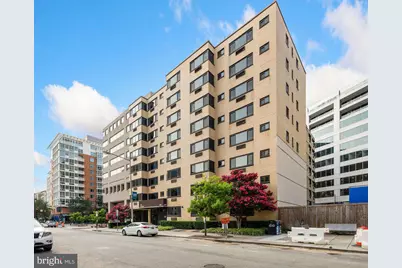 2141 I Street NW #806, Washington, DC 20037 - Photo 34