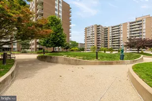 3001 Veazey Terrace NW, Washington, DC 20008 - Photo 42