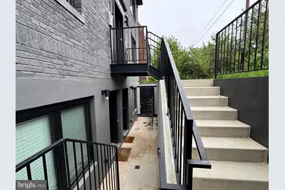2217 40th Place NW #01, Washington, DC 20007 - Photo 4