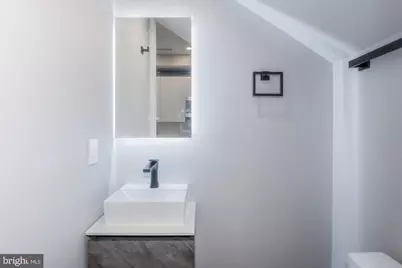 1332 G Street SE #2, Washington, DC 20003 - Photo 18