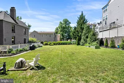 2410 20th Street NE, Washington, DC 20018 - Photo 12