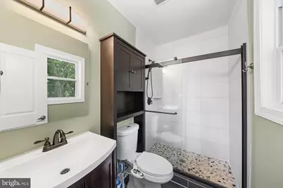 2410 20th Street NE, Washington, DC 20018 - Photo 28