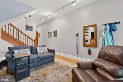 229 10th Street NE, Washington, DC 20002 - Photo 6