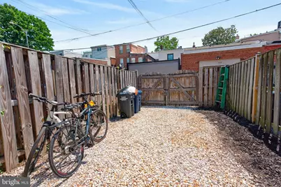 229 10th Street NE, Washington, DC 20002 - Photo 32