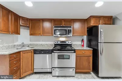 2411 N Capitol Street NE #B, Washington, DC 20002 - Photo 8