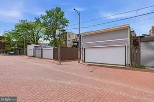 721 10th St NE, Washington, DC 20002 - Photo 32