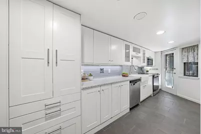 1200 East Capitol Street NE #1, Washington, DC 20002 - Photo 16
