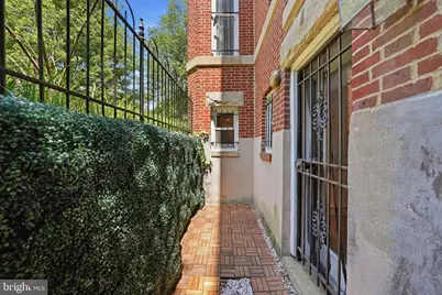 1200 East Capitol Street NE #1, Washington, DC 20002 - Photo 30