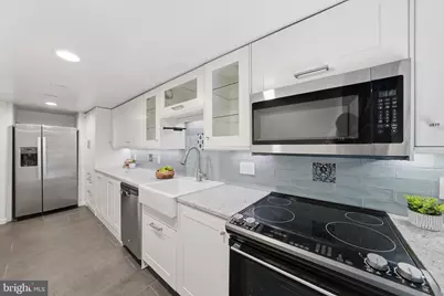 1200 East Capitol Street NE #1, Washington, DC 20002 - Photo 14