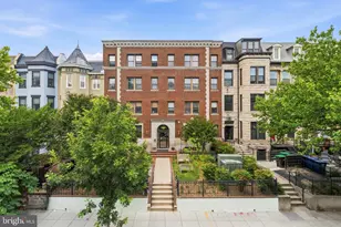 1321 Fairmont St NW, Washington, DC 20009 - Photo 2