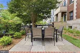 1321 Fairmont St NW, Washington, DC 20009 - Photo 20