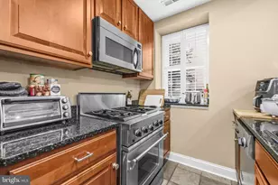 1212 M St NW, Washington, DC 20005 - Photo 8