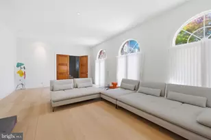 4009 Highwood Ct NW, Washington, DC 20007 - Photo 10