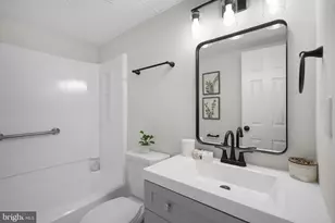 1115 12th St NW, Washington, DC 20005 - Photo 24