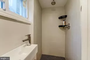 2339 3rd St NE, Washington, DC 20002 - Photo 34