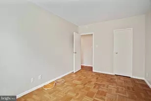 4200 Cathedral Ave NW, Washington, DC 20016 - Photo 20