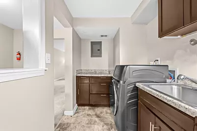4960 Just Street NE, Washington, DC 20019 - Photo 12
